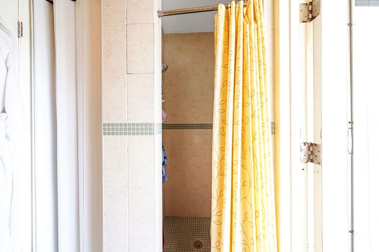 6207 Royal Poinciana Ln Tamarac, FL 33319