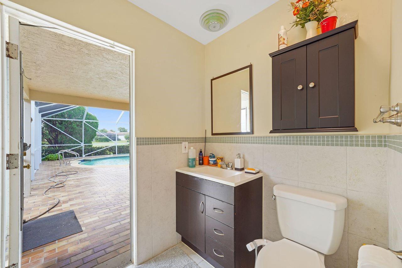 6207 Royal Poinciana Ln Tamarac, FL 33319