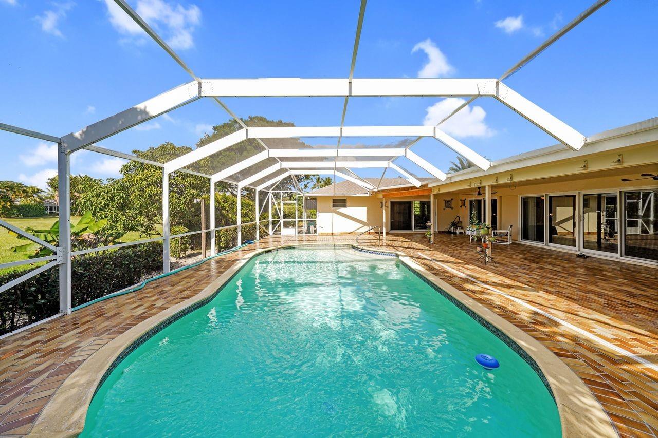 6207 Royal Poinciana Ln Tamarac, FL 33319