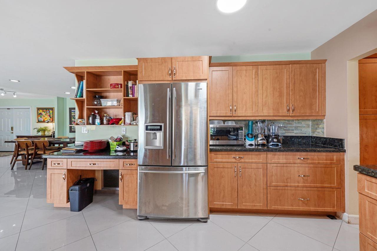 6207 Royal Poinciana Ln Tamarac, FL 33319