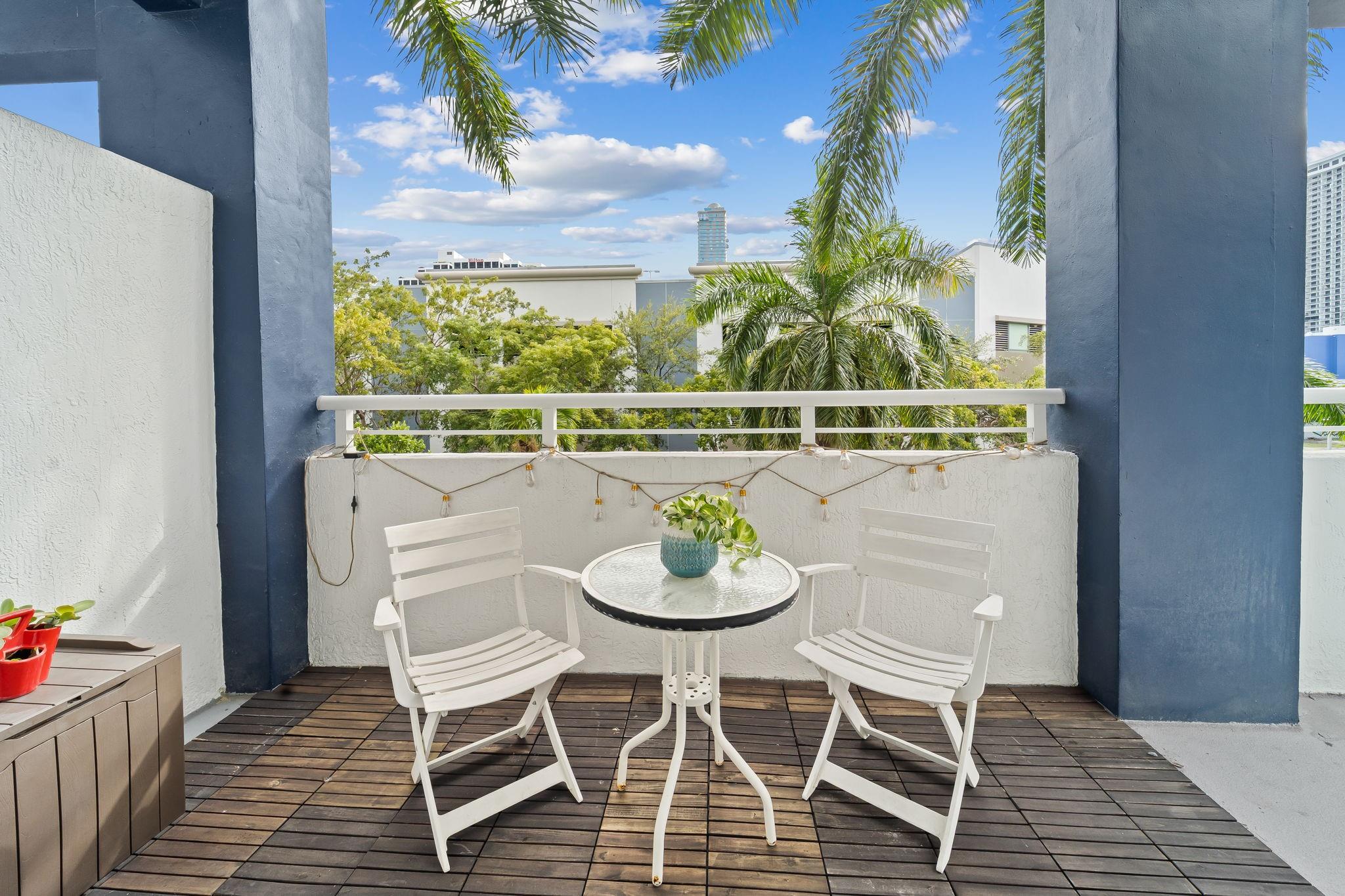 image 1800 Biscayne Plaza9