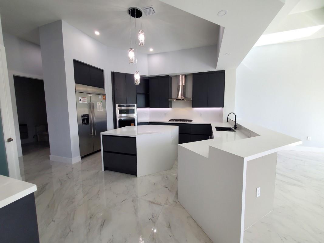 11000 SW 30th Ct Fort Lauderdale, FL 33328