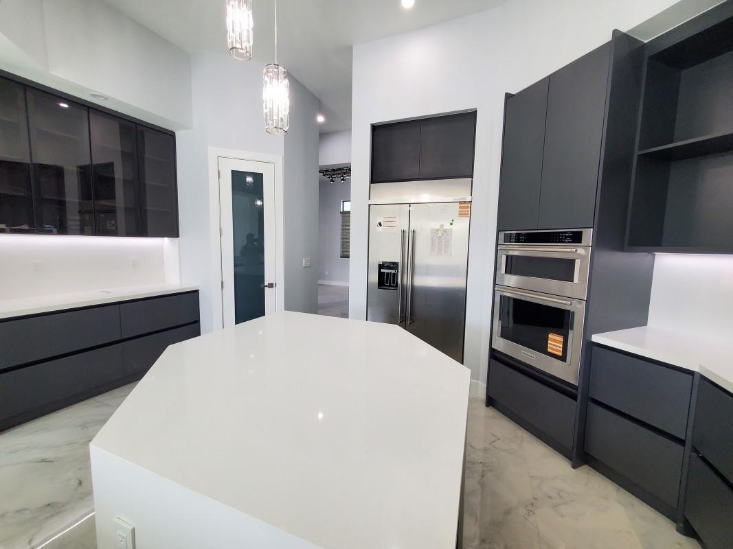 11000 SW 30th Ct Fort Lauderdale, FL 33328