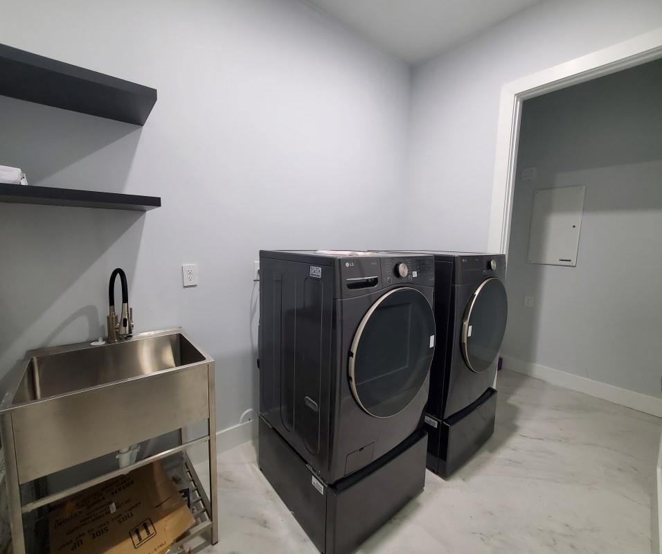 11000 SW 30th Ct Fort Lauderdale, FL 33328