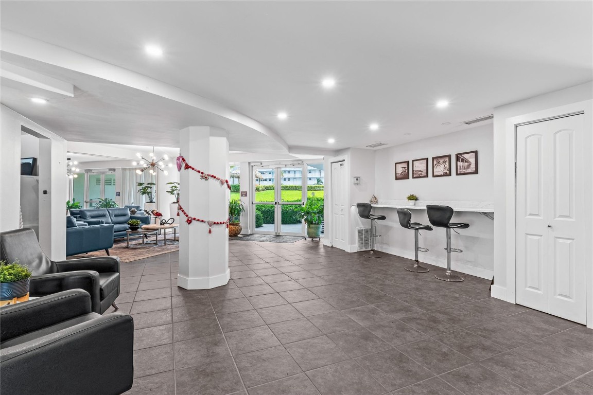 1900 S Ocean Dr #503 Fort Lauderdale, FL 33316