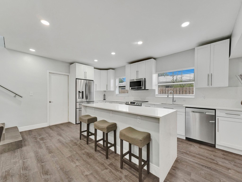 3261 Aqua Vis Pompano Beach, FL 33062