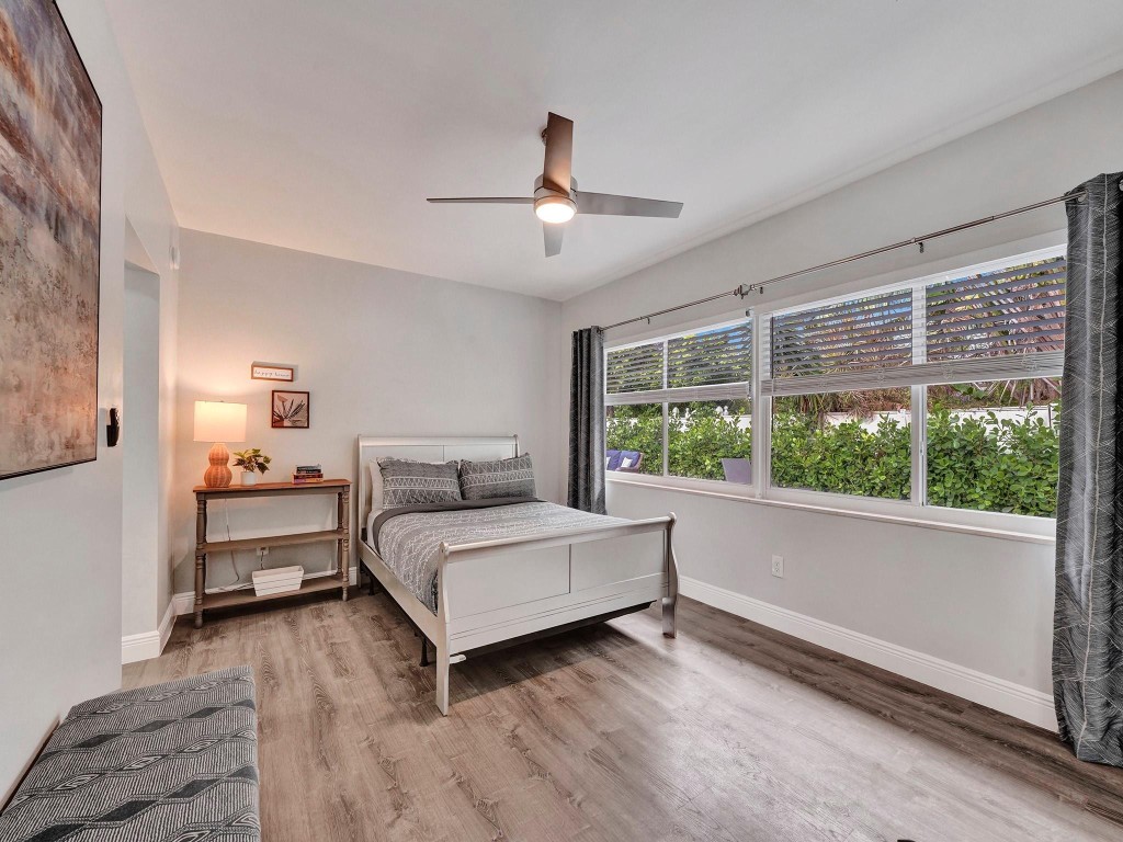 3261 Aqua Vis Pompano Beach, FL 33062