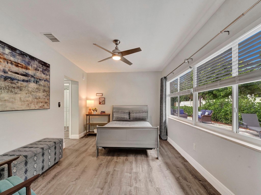 3261 Aqua Vis Pompano Beach, FL 33062