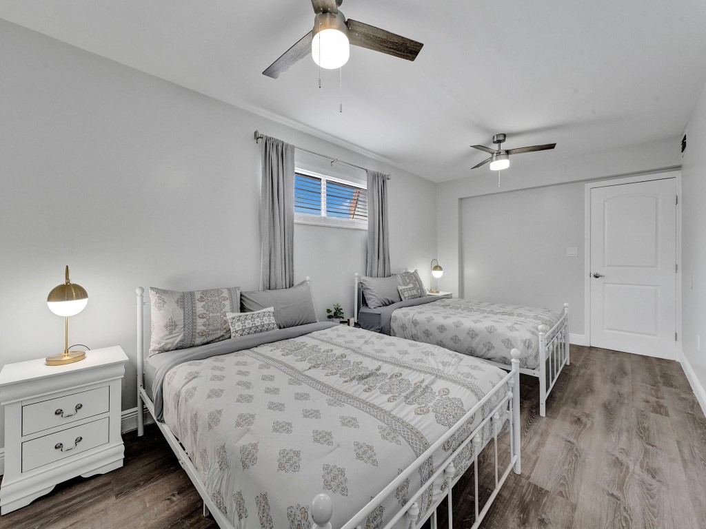 3261 Aqua Vis Pompano Beach, FL 33062