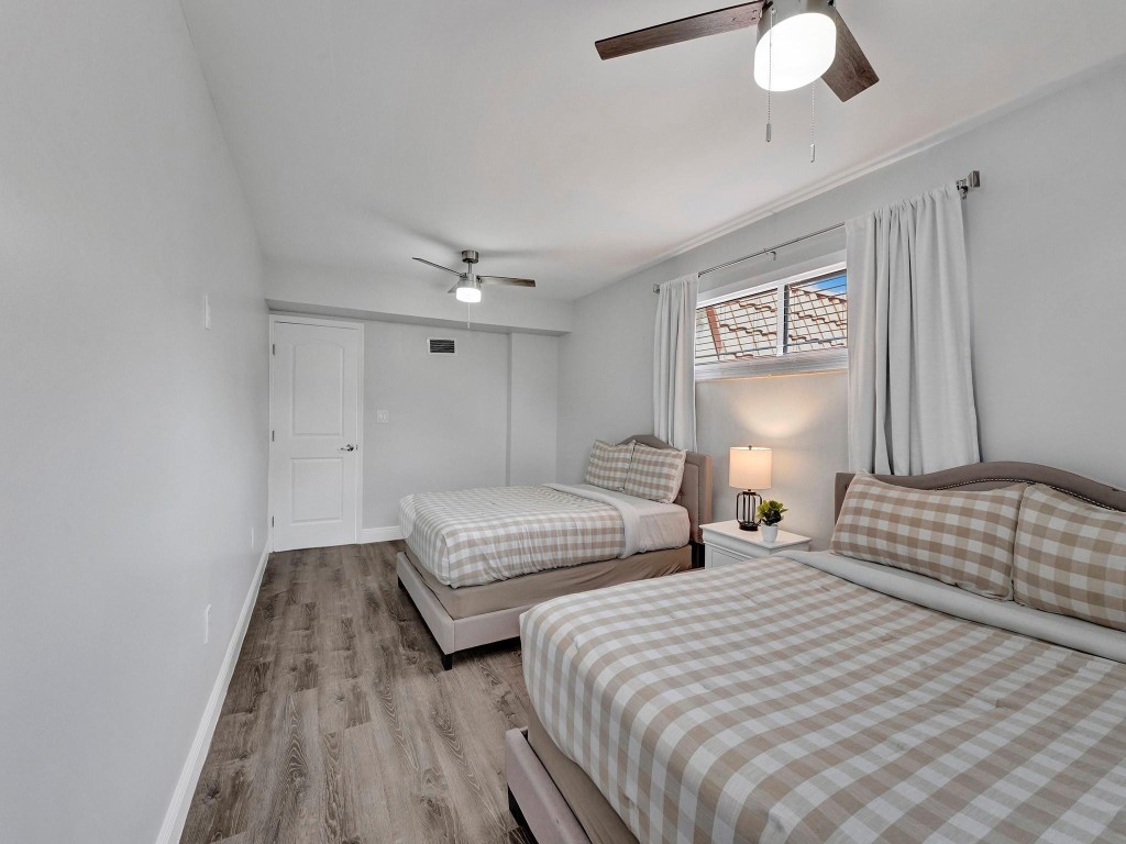 3261 Aqua Vis Pompano Beach, FL 33062