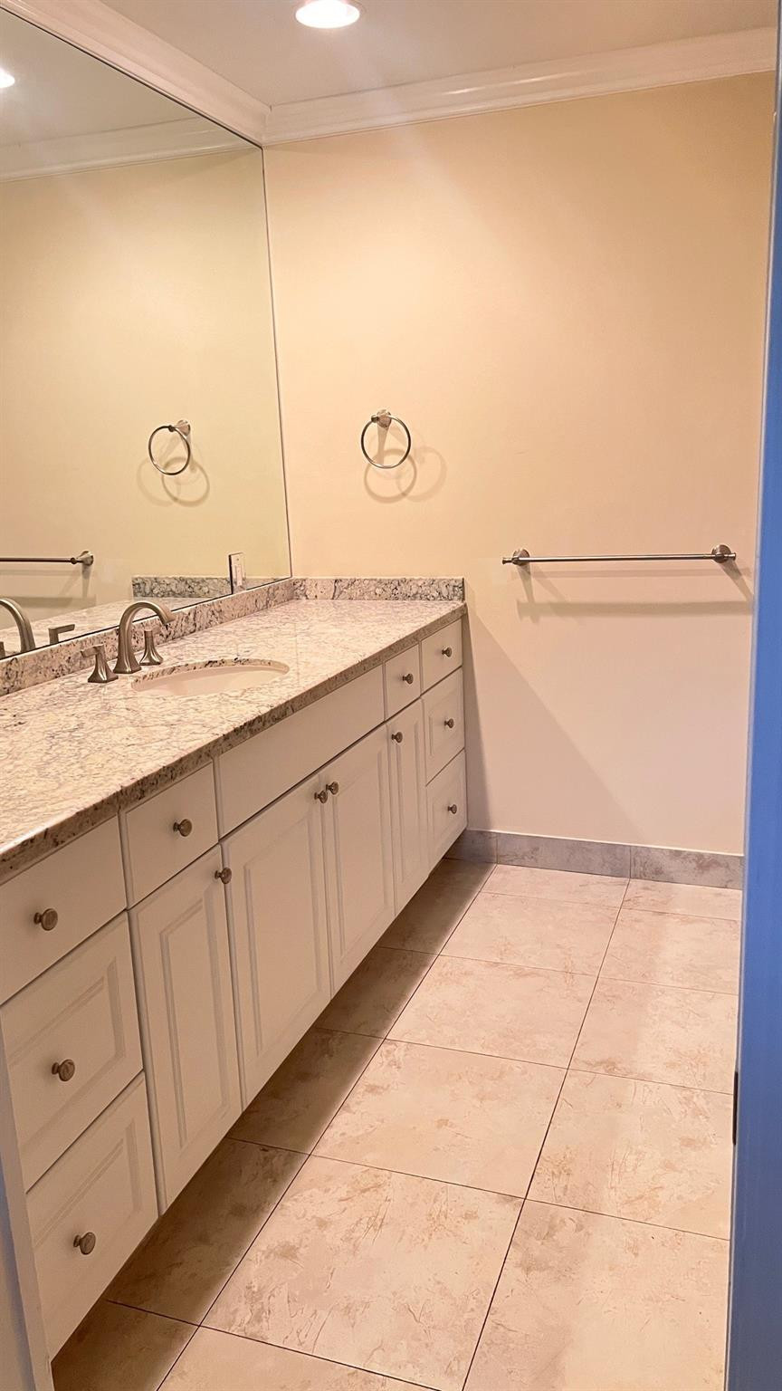 3100 NE 21st Fort Lauderdale, FL 33305