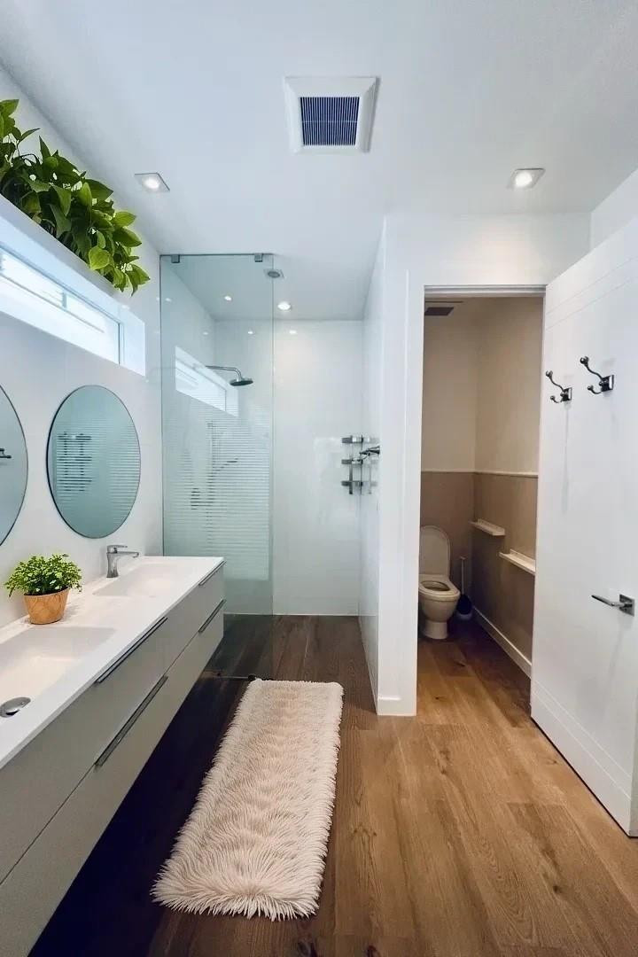 3037 S Elizabeth #3037 Miami, FL 33133