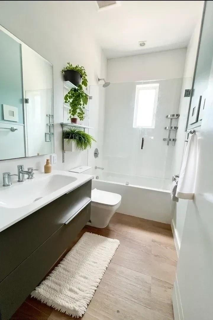 3037 S Elizabeth #3037 Miami, FL 33133