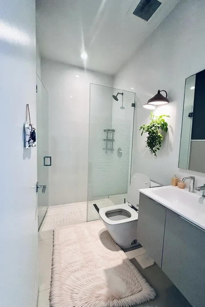 3037 S Elizabeth #3037 Miami, FL 33133