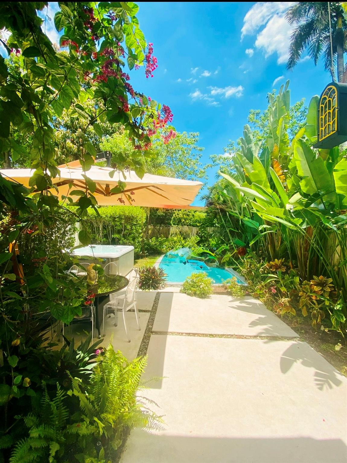 3037 S Elizabeth #3037 Miami, FL 33133