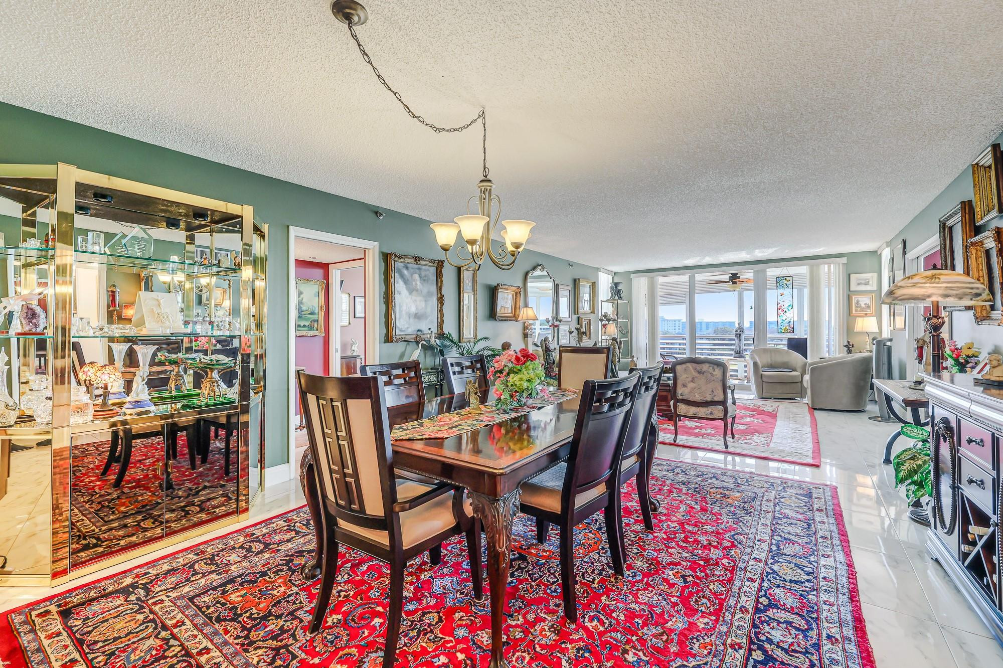 3520 Oaks #809 Pompano Beach, FL 33069