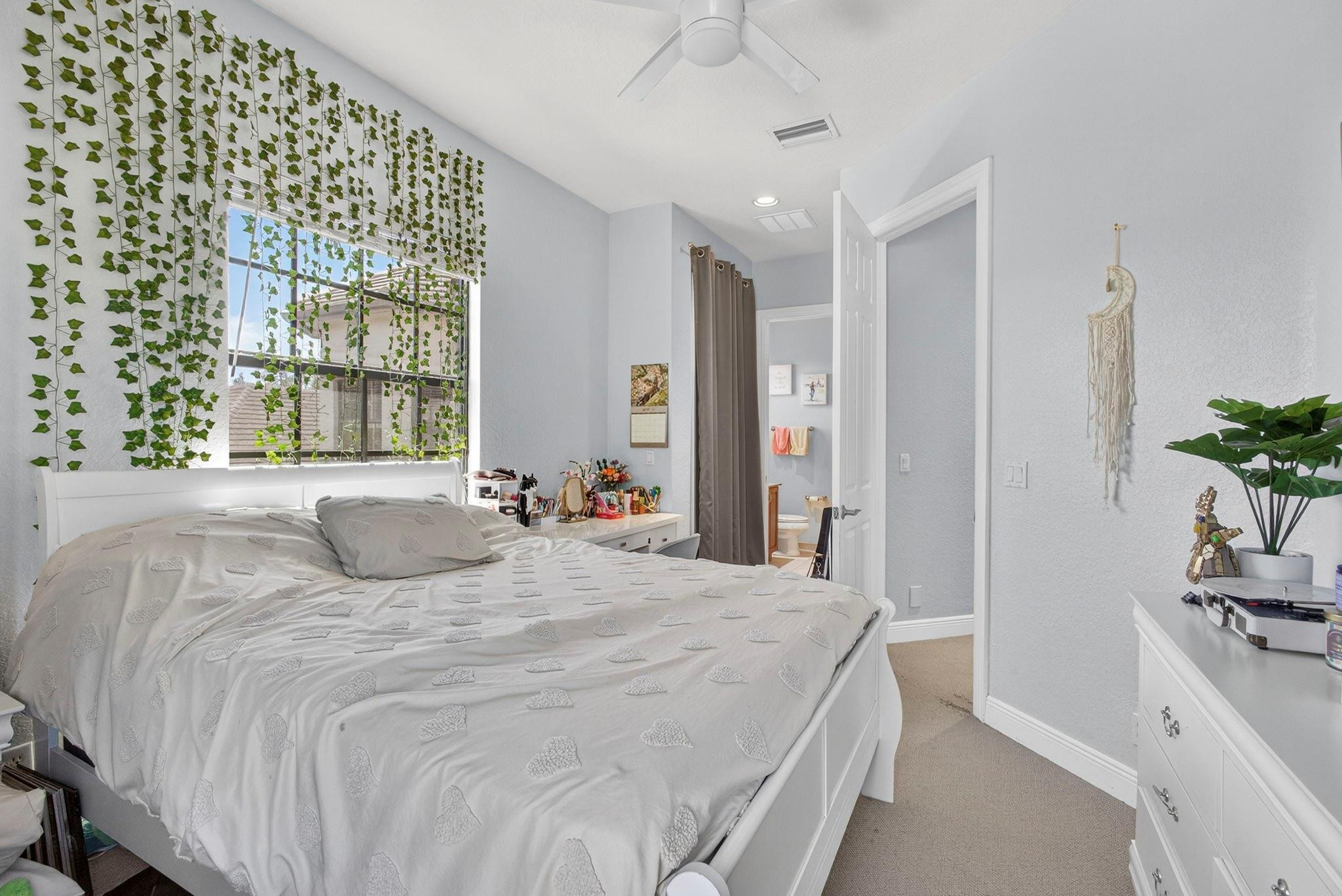 10468 Trianon Wellington, FL 33449