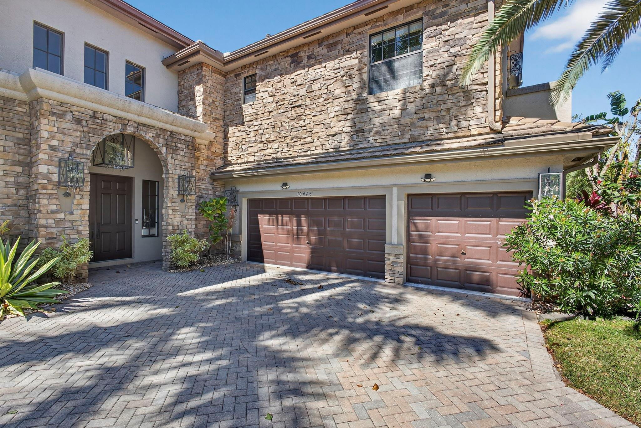 10468 Trianon Wellington, FL 33449