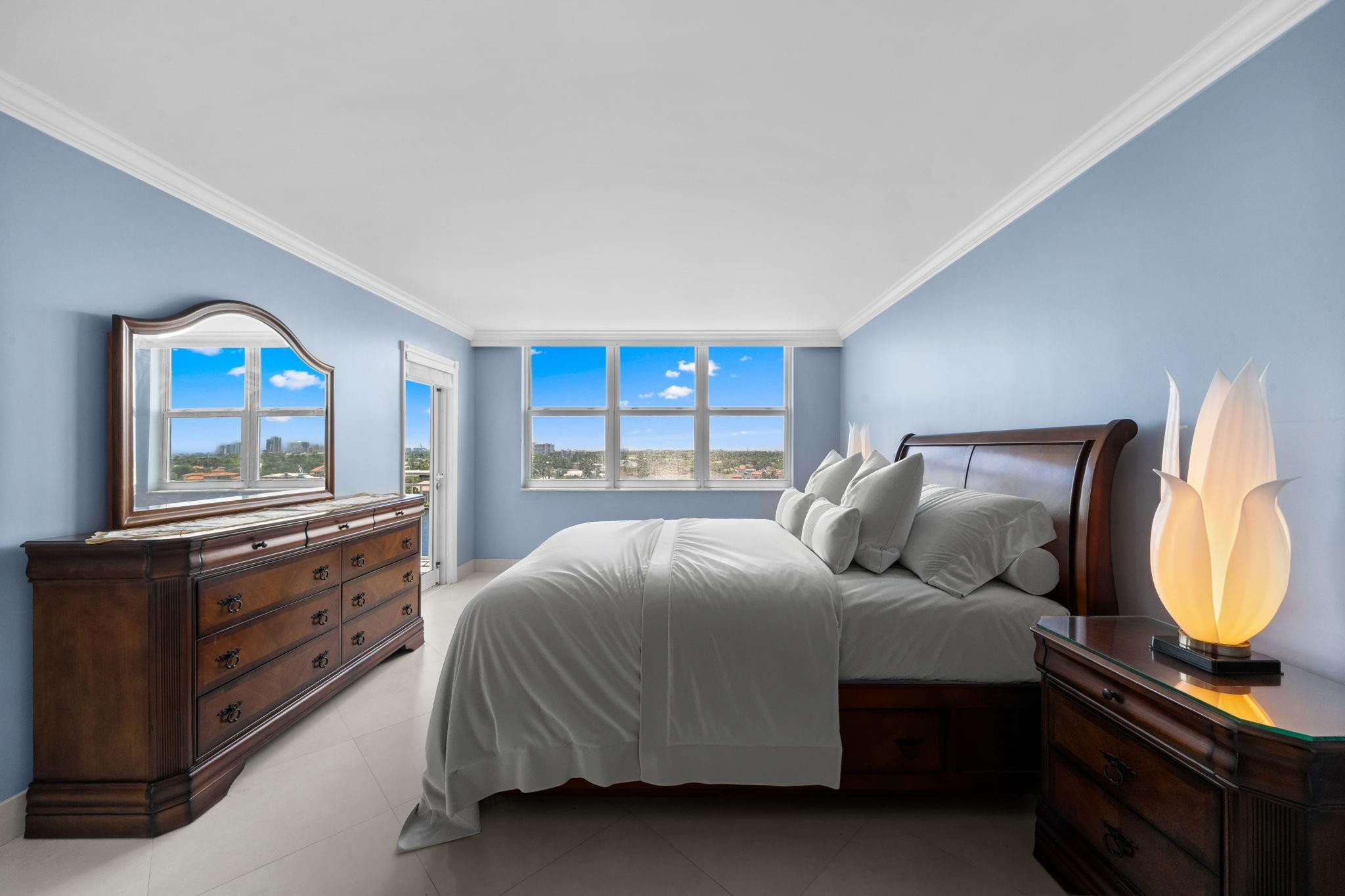 511 Bayshore #904 Fort Lauderdale, FL 33304