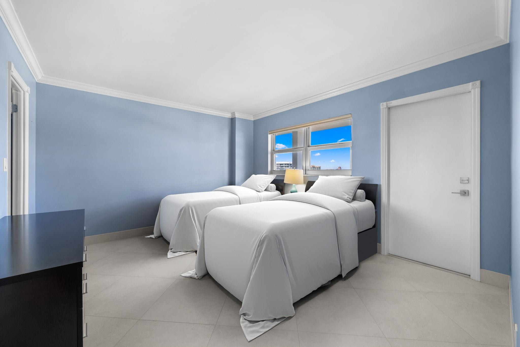 511 Bayshore #904 Fort Lauderdale, FL 33304