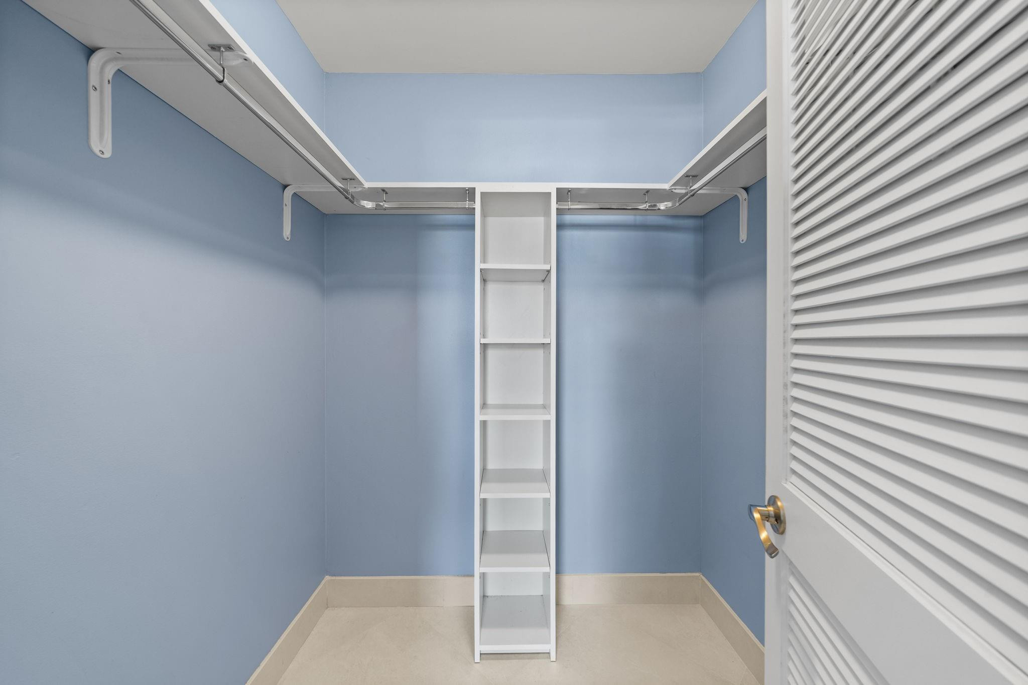 511 Bayshore #904 Fort Lauderdale, FL 33304