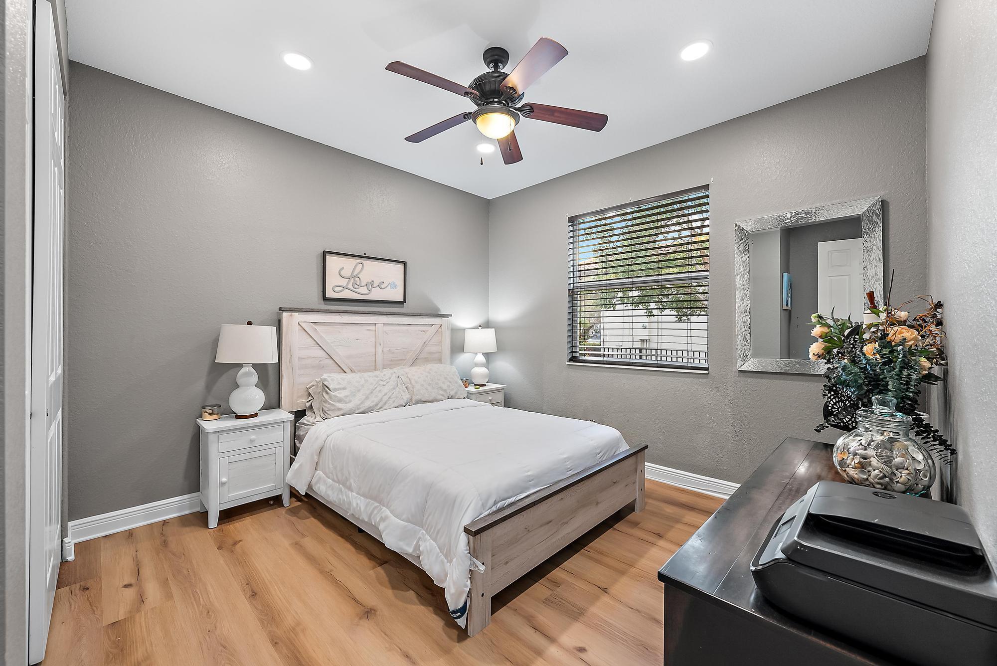 111 Manor Cir Jupiter, FL 33458