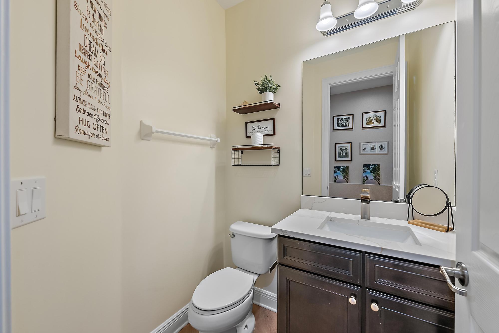 111 Manor Cir Jupiter, FL 33458