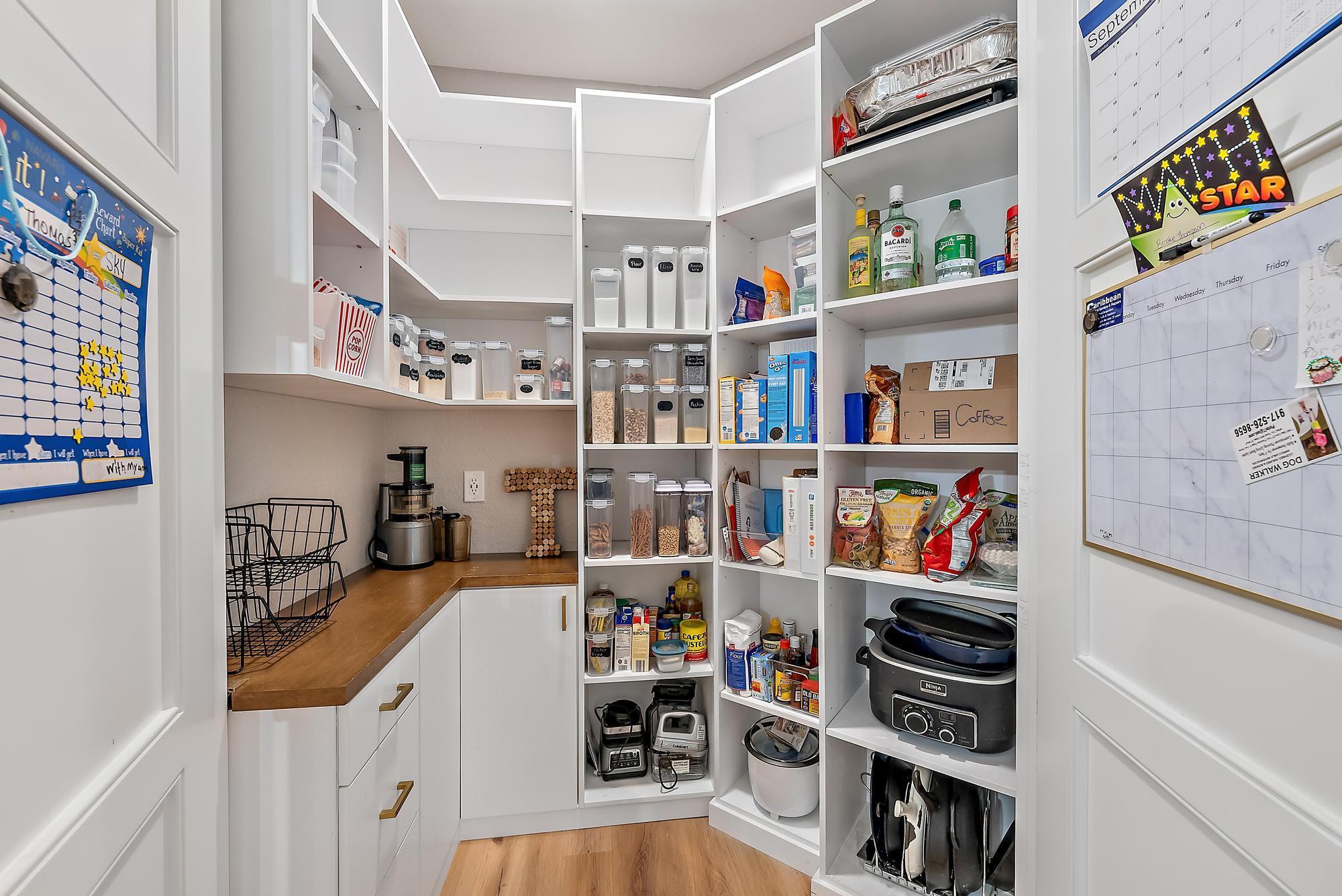 111 Manor Cir Jupiter, FL 33458