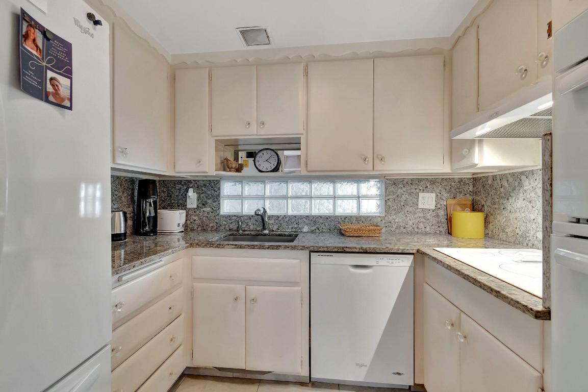 2711 S Ocean 0020th #2 Highland Beach, FL 33487