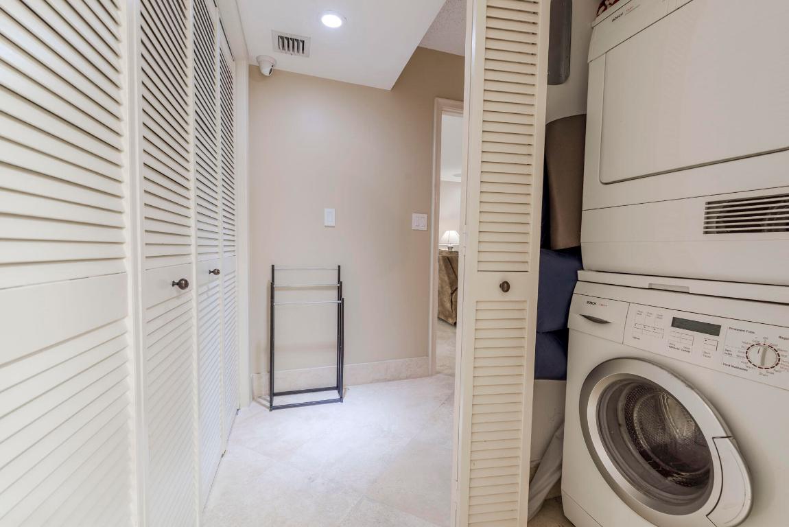 Undisclosed Address South Palm Beach, FL 33480