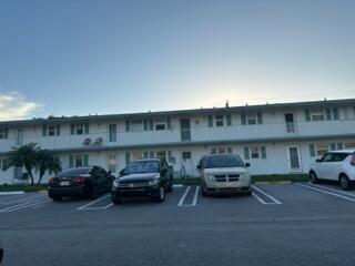 1117 Lake Ter #105