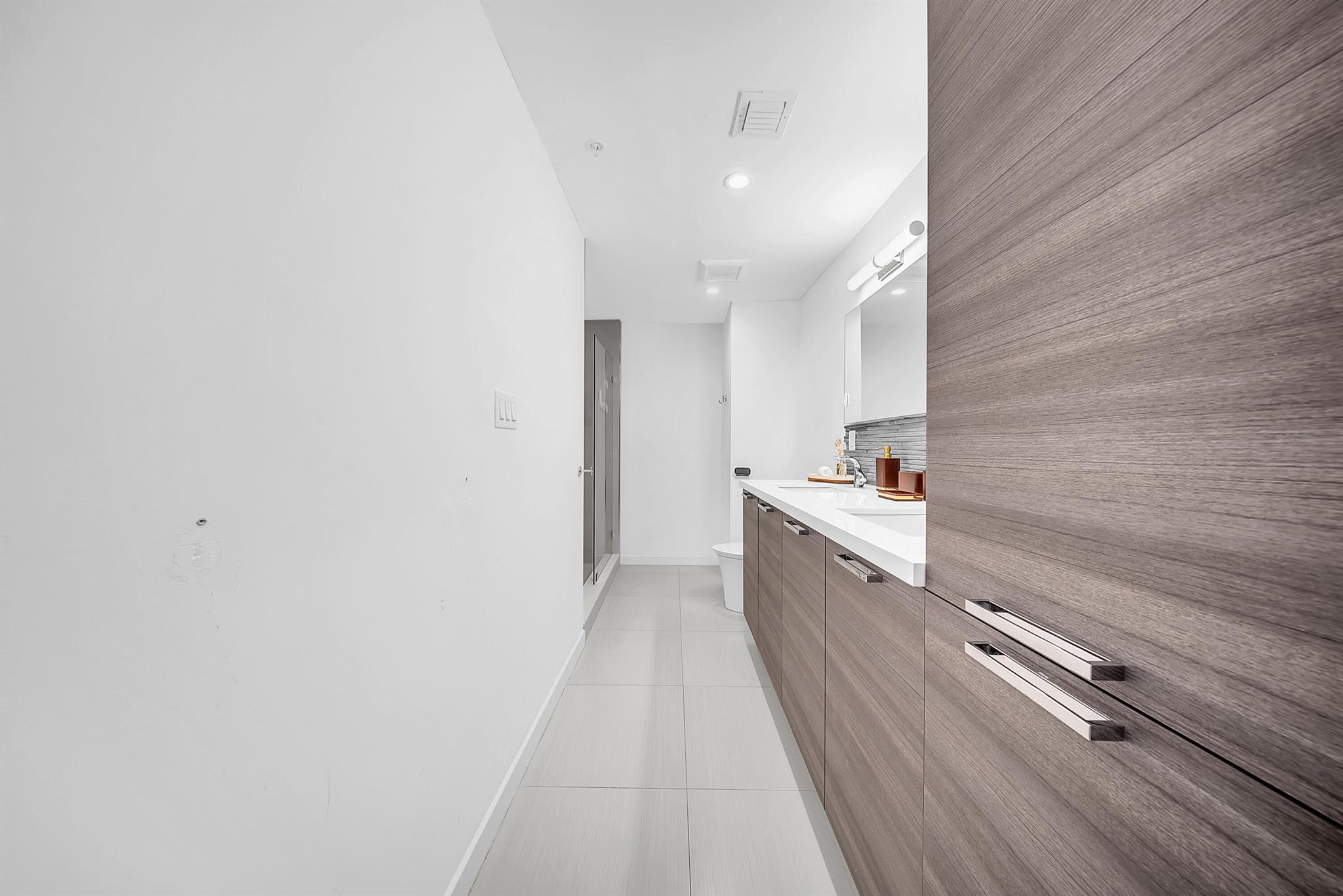 51 Se 19th Ave #303 Deerfield Beach, FL 33441