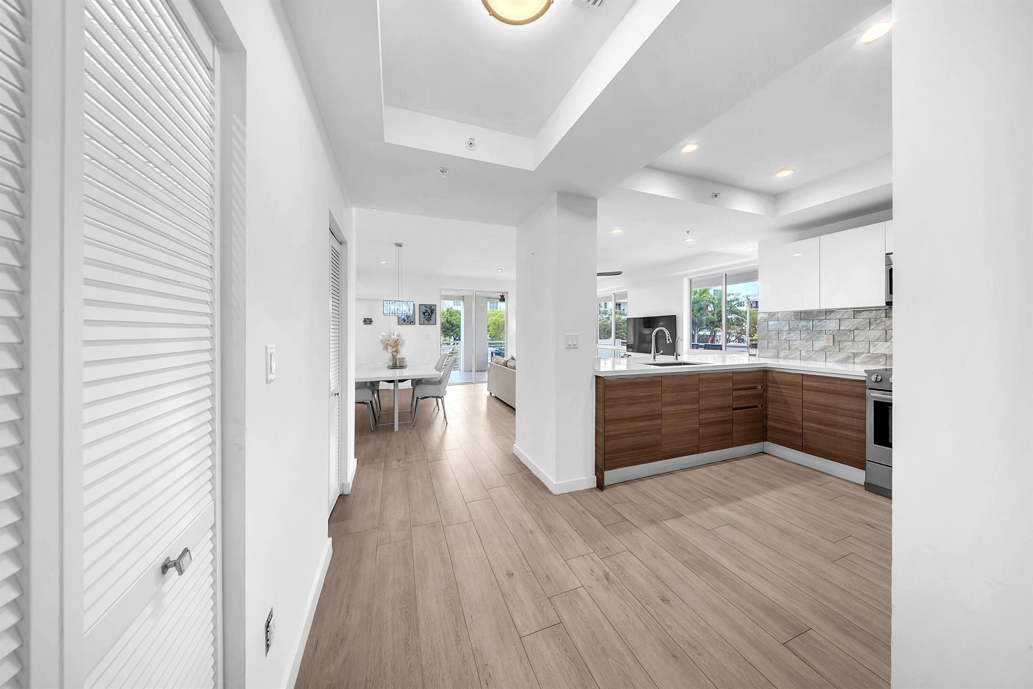 51 Se 19th Ave #303 Deerfield Beach, FL 33441