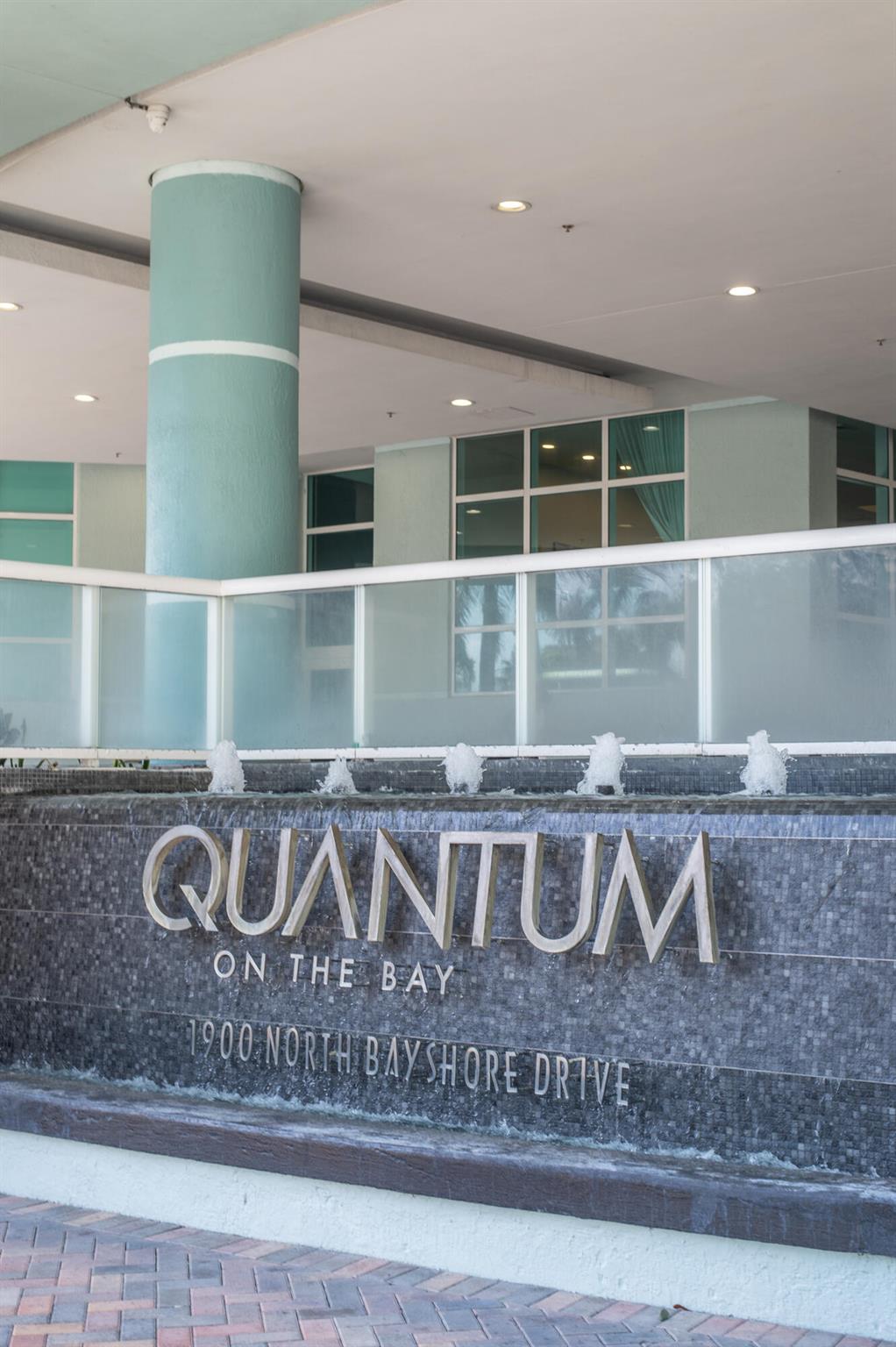 image Quantum On The Bay Condo3