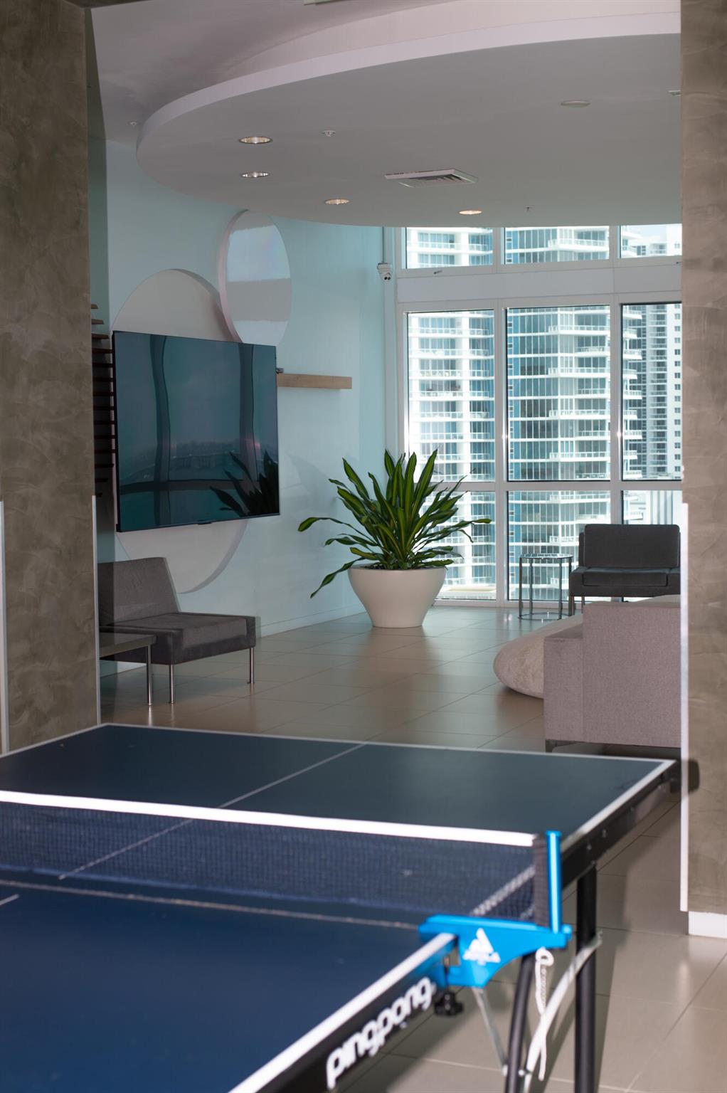 image Quantum On The Bay Condo42