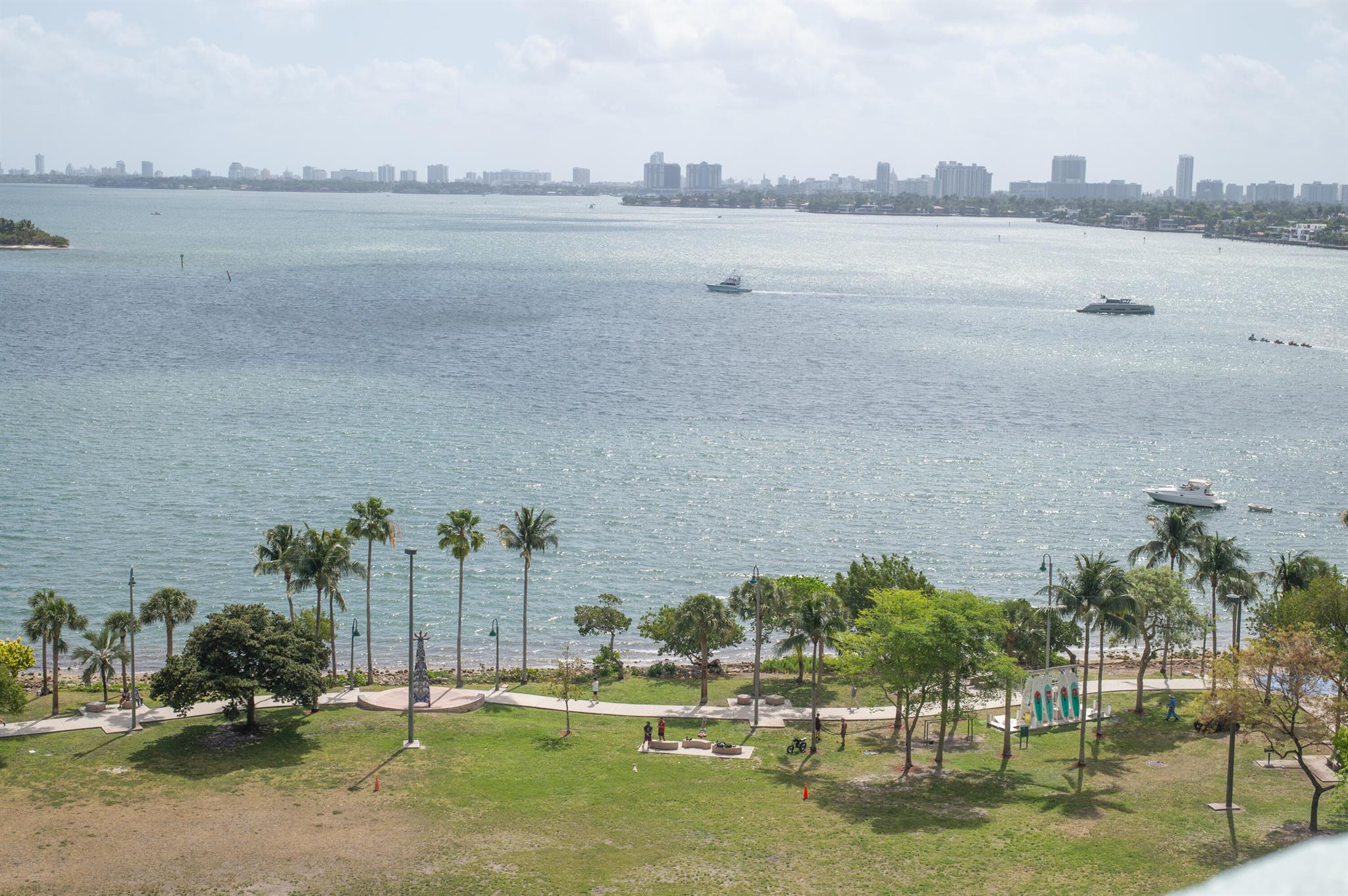 image Quantum On The Bay Condo44