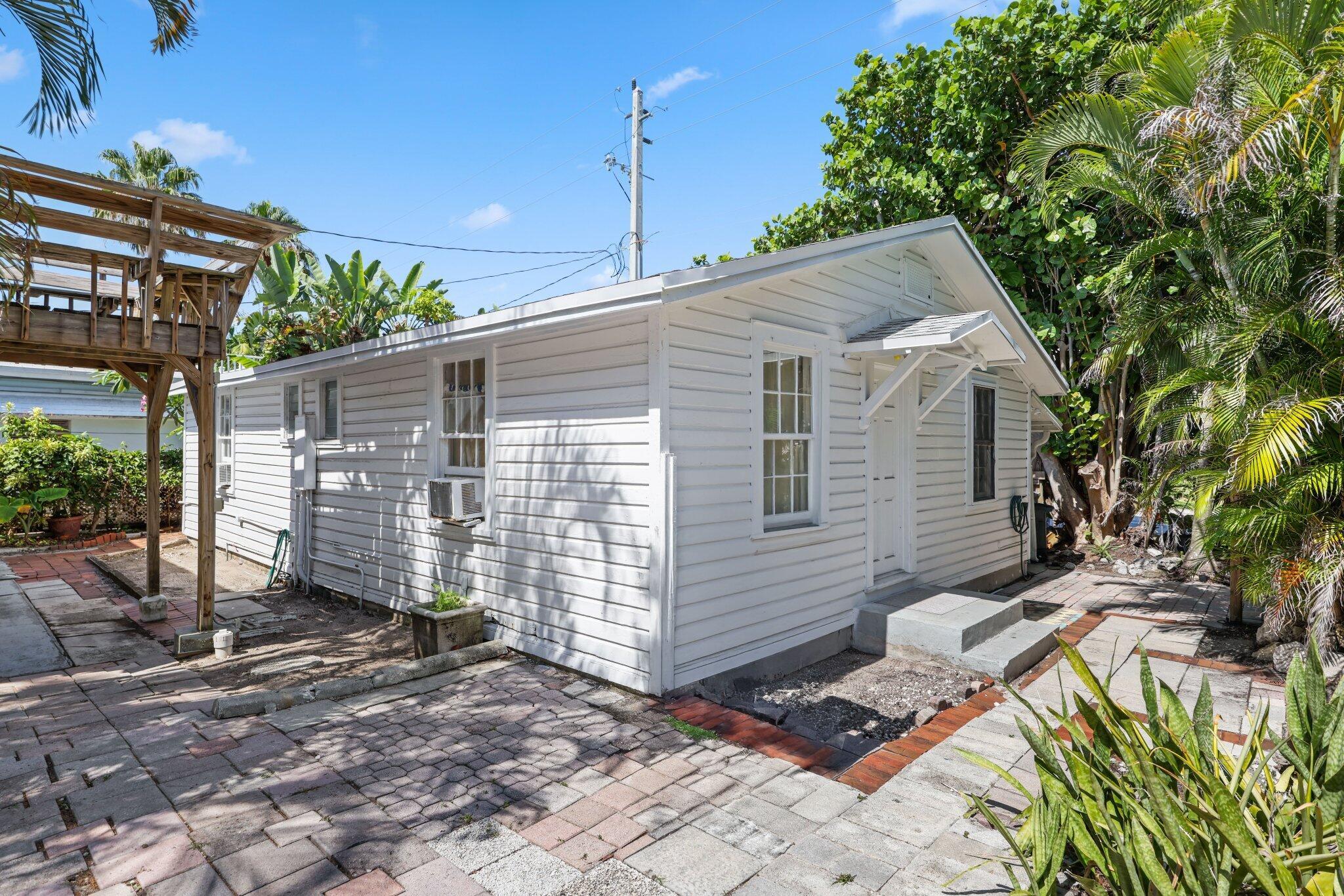 4621 N Ocean Blvd Boynton Beach, FL 33435