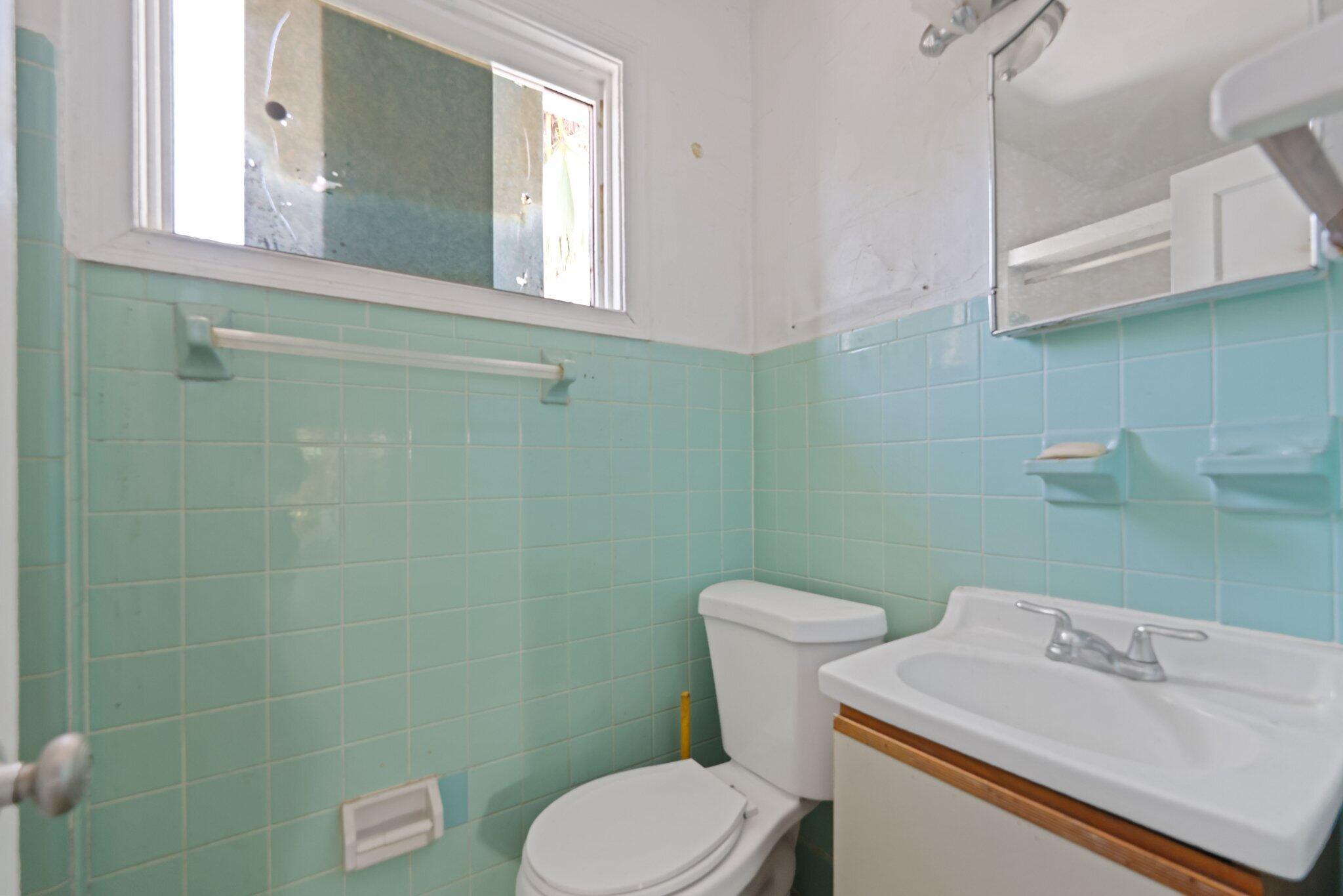 4621 N Ocean Blvd Boynton Beach, FL 33435