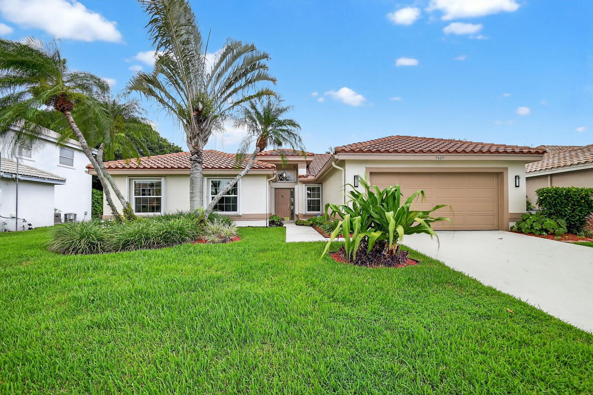 5669 Descartes Cir