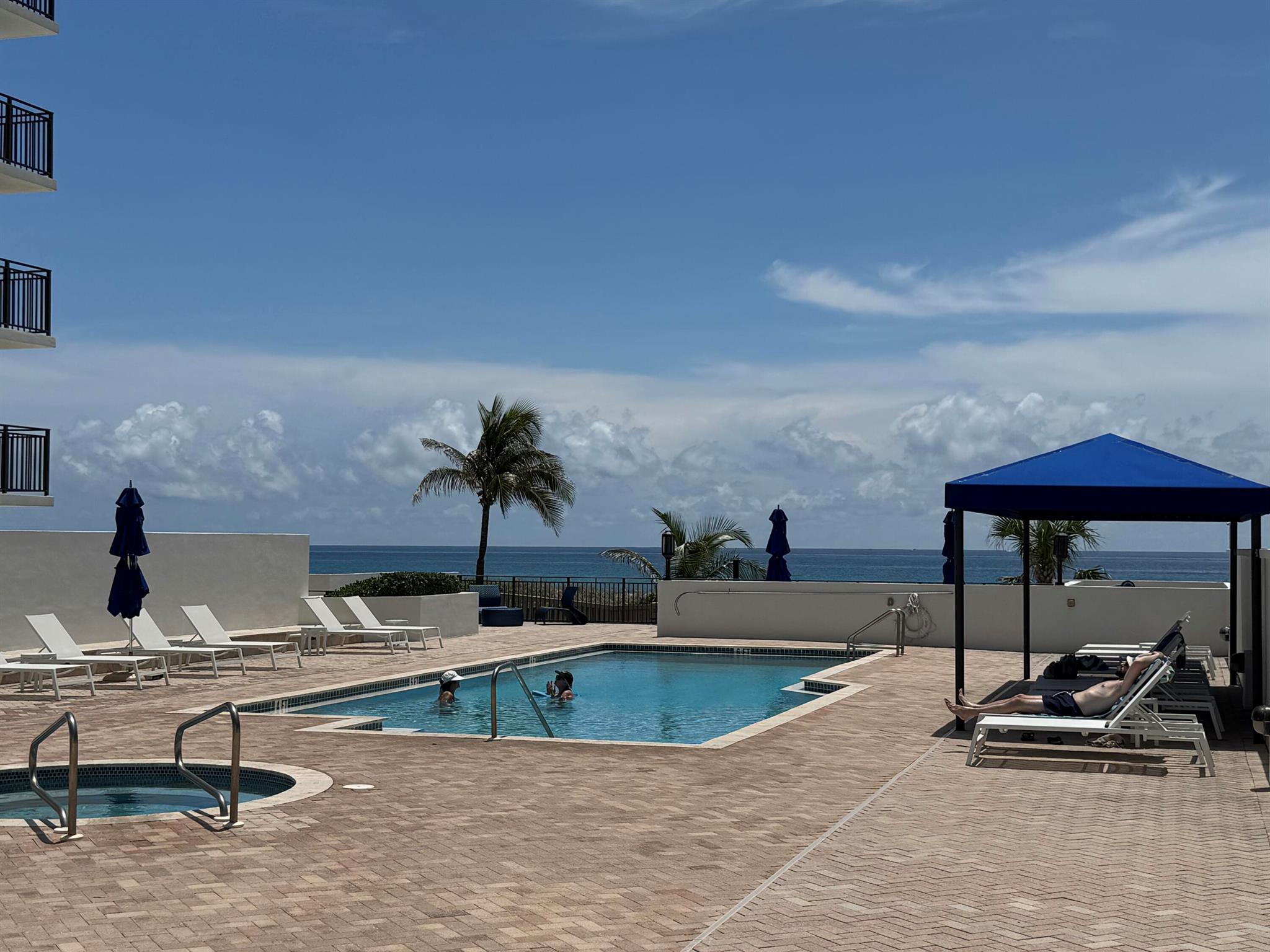 1800 S Ocean Blvd #4b Boca Raton, FL 33432