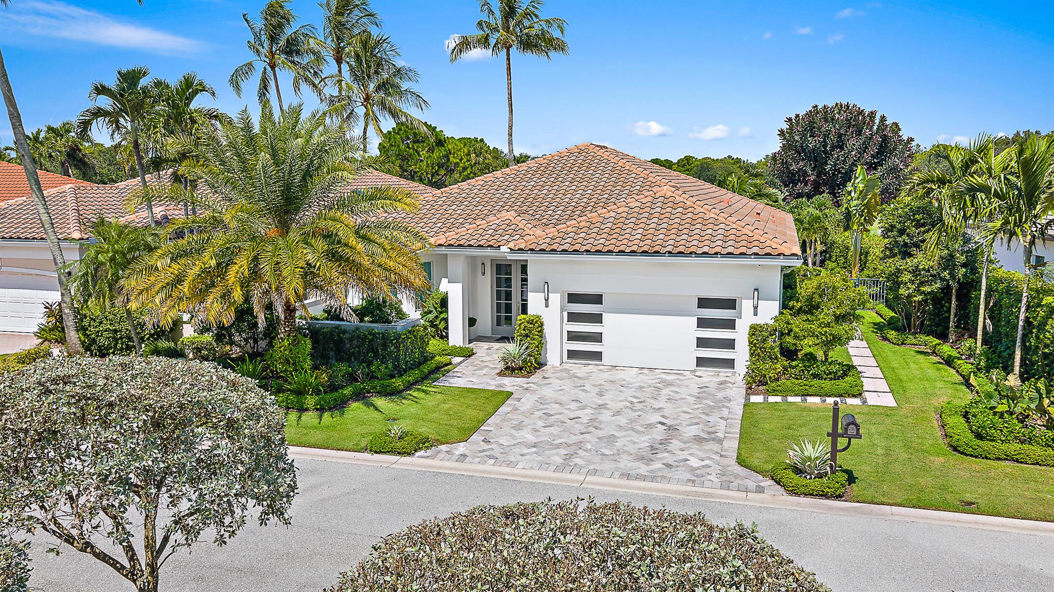 134 Golf Vlg Blvd Jupiter, FL 33458