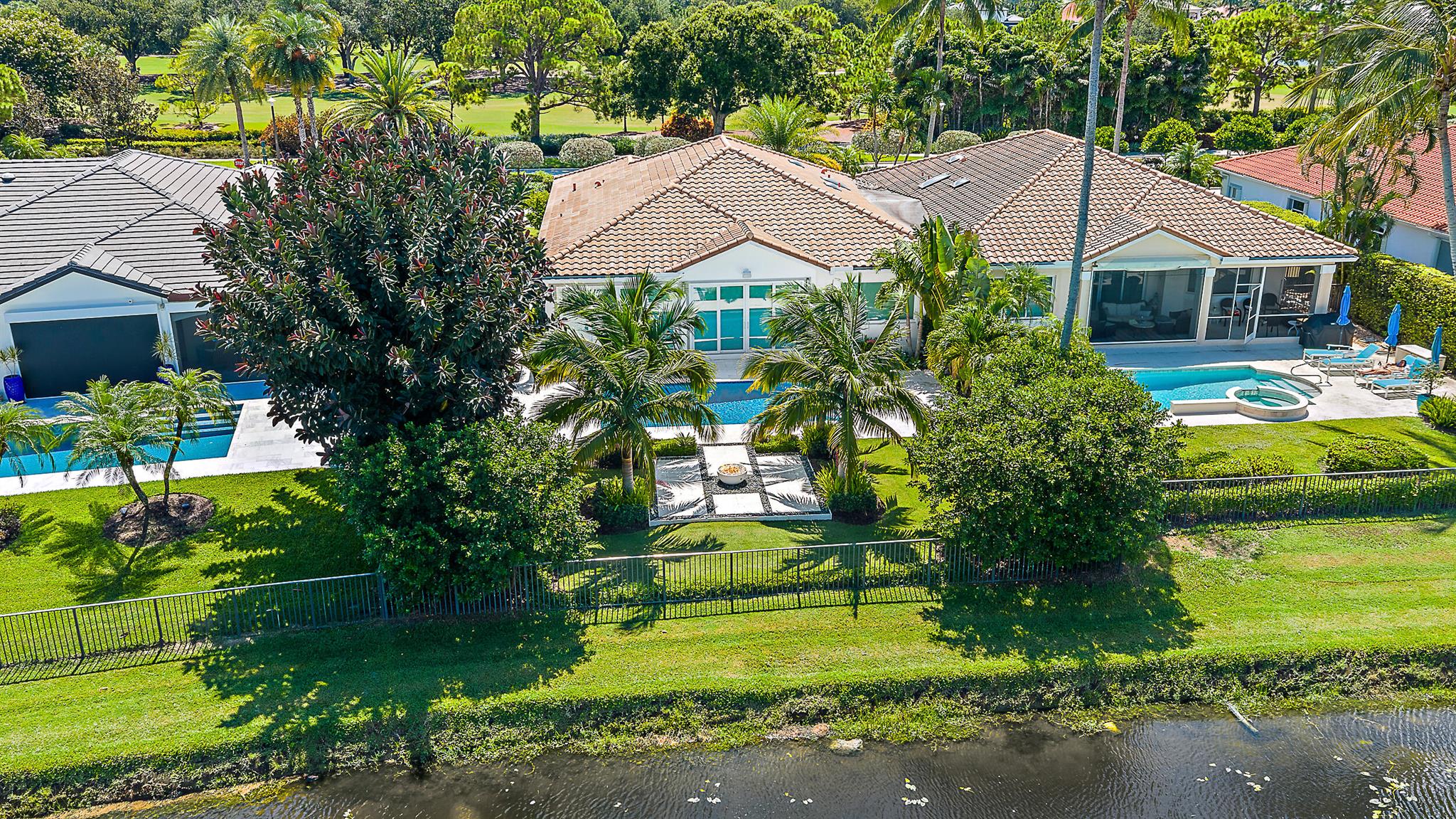 134 Golf Vlg Blvd Jupiter, FL 33458