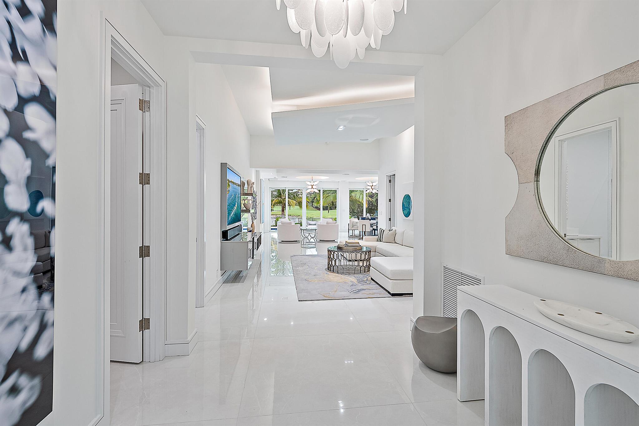 134 Golf Vlg Blvd Jupiter, FL 33458