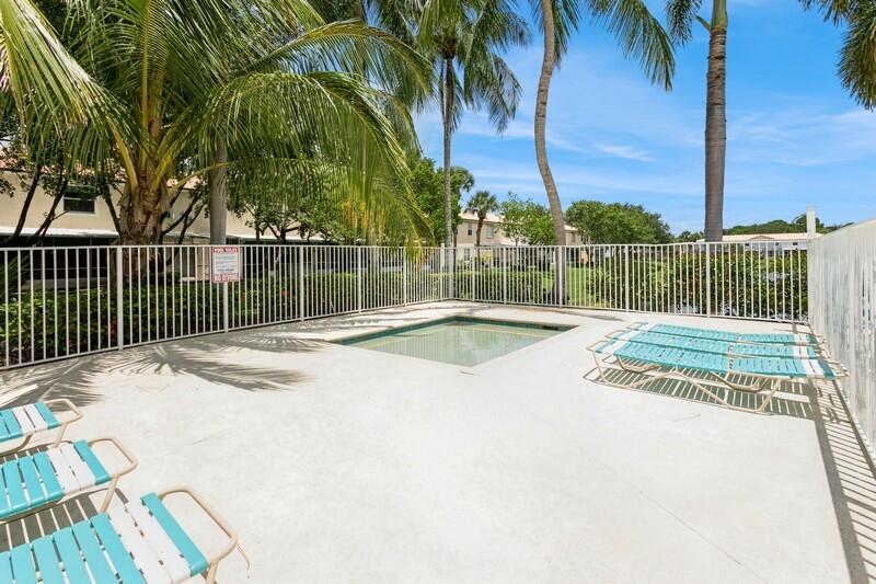 144 Fox Meadow Run Jupiter, FL 33458