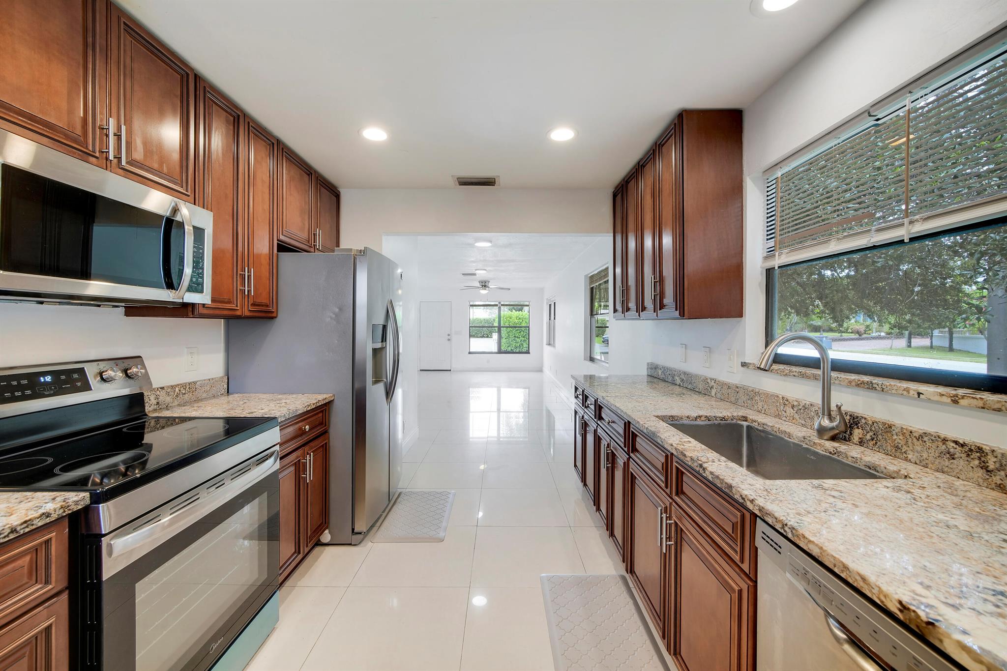 1981 Holman Dr #1