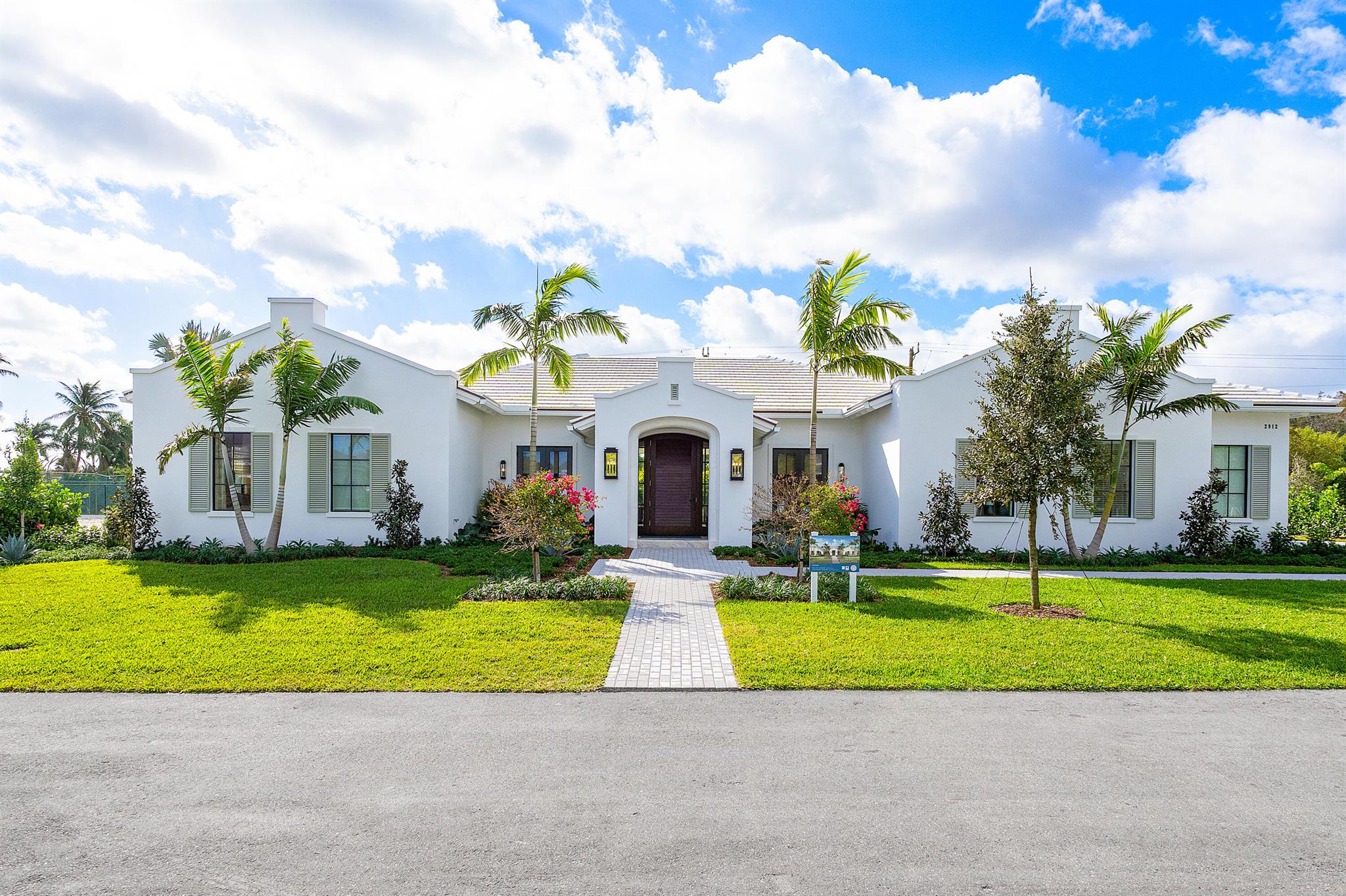 2912 Bluewater Cv