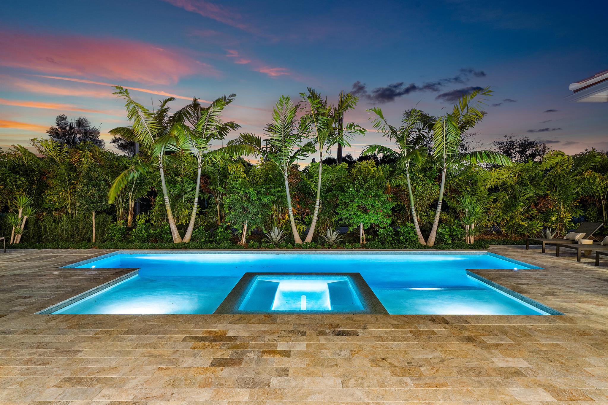 2912 Bluewater Cv Gulfstream, FL 33483