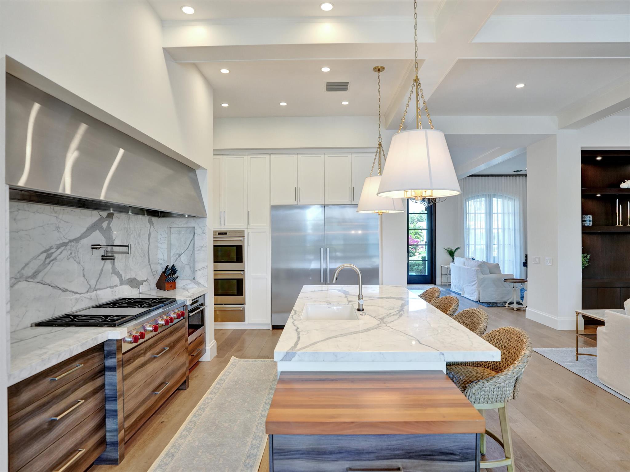 5120 NE 31st Ave Lighthouse Point, FL 33064