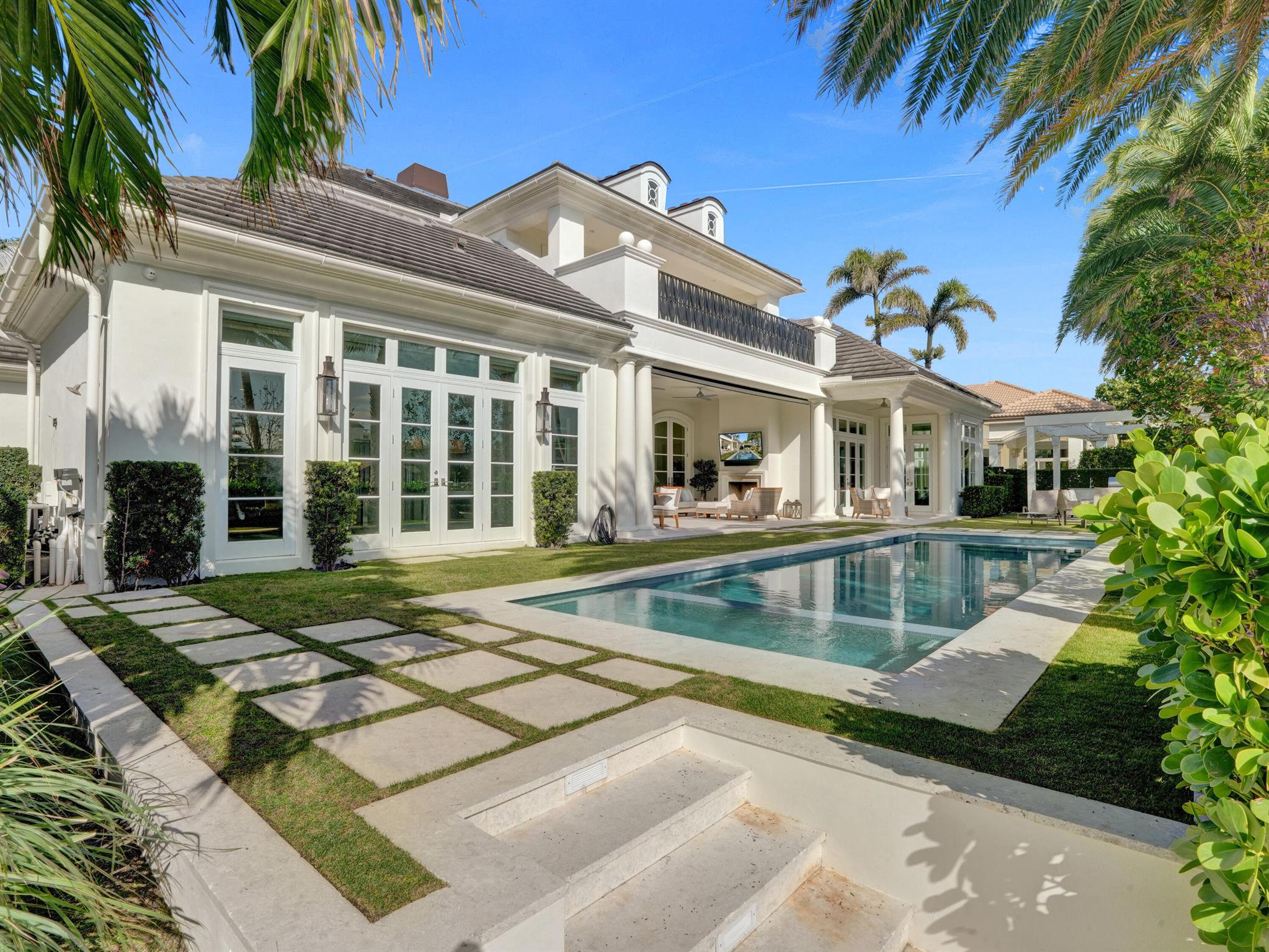 5120 NE 31st Ave Lighthouse Point, FL 33064