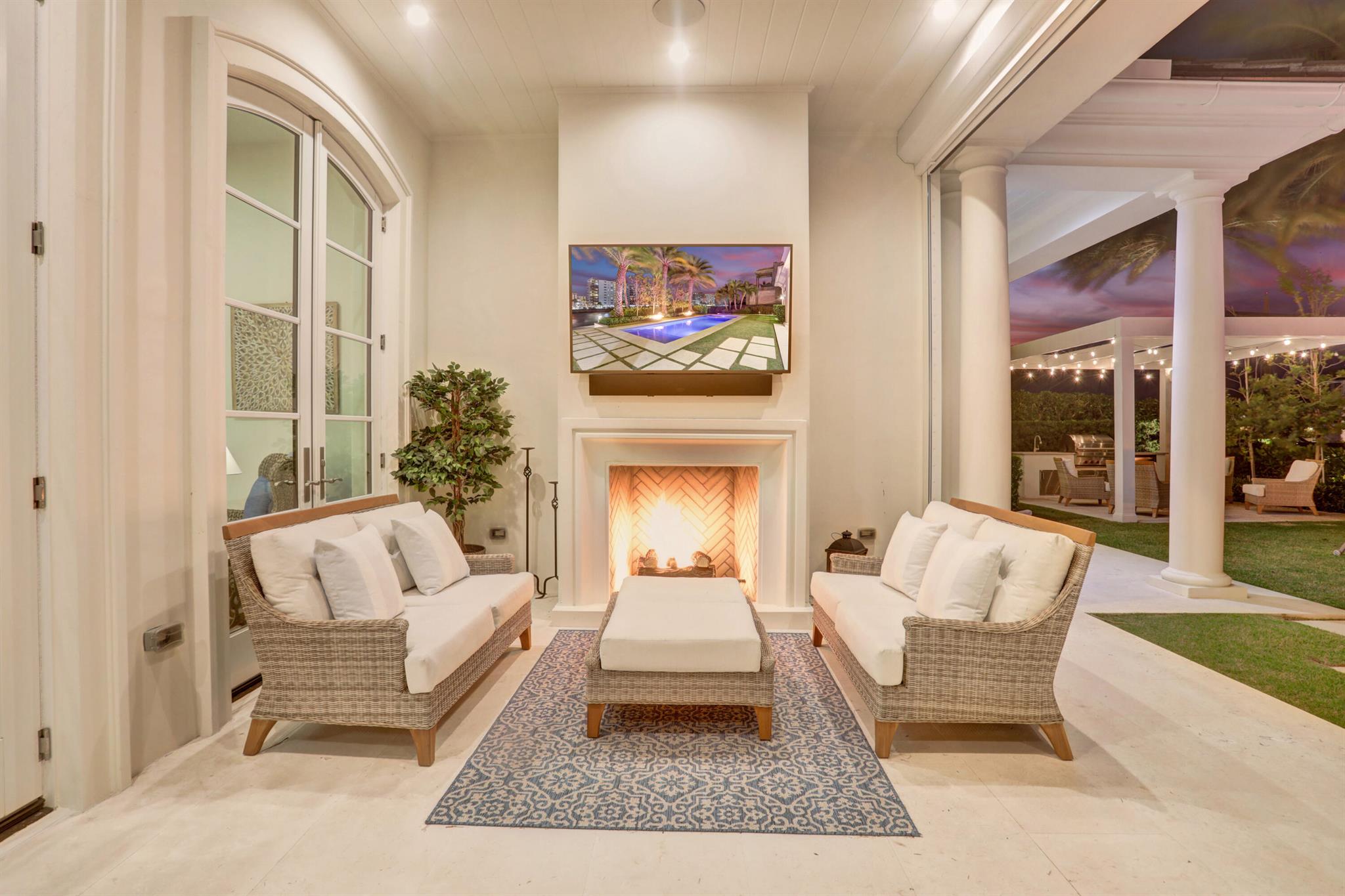 5120 NE 31st Ave Lighthouse Point, FL 33064